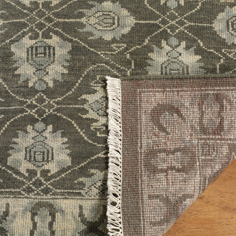 Hand-Knotted Gray Floral Wool 6' x 9' Area Rug