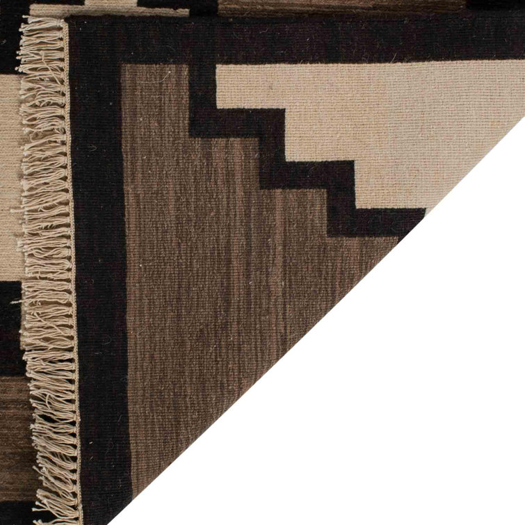 Maverick 9' x 12' Earth-Toned Wool Cotton Area Rug