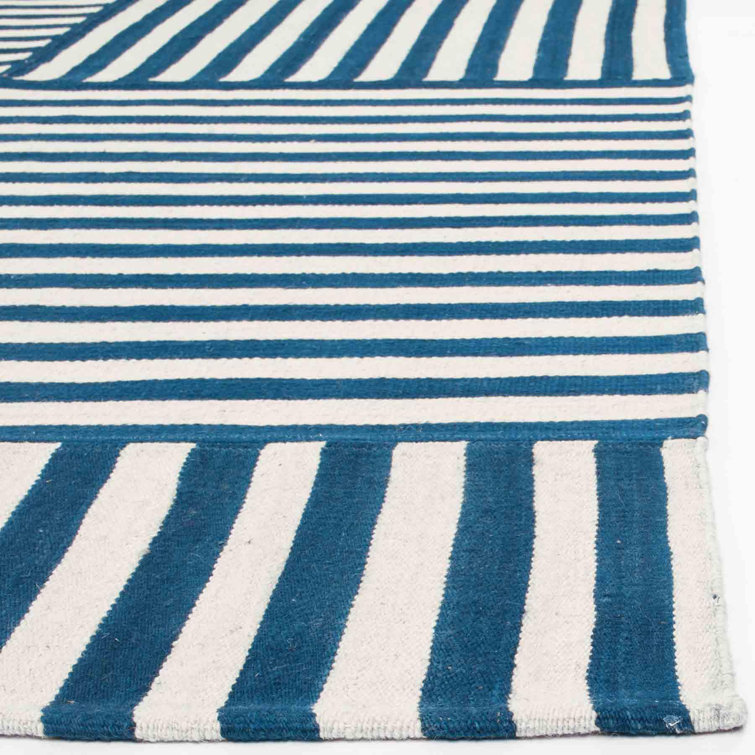 Pacific Stripe Handwoven Wool 4' x 6' Scandinavian Area Rug