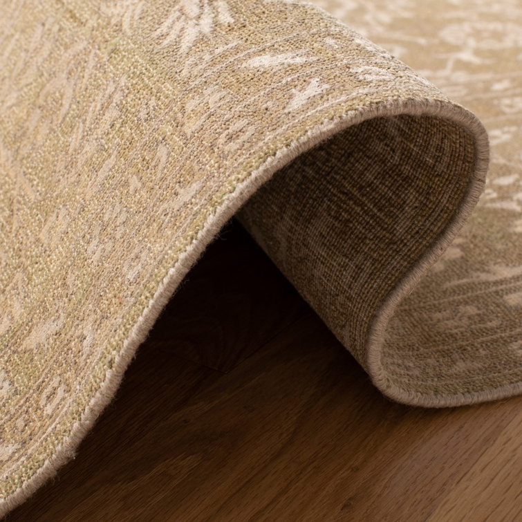 Colony Cream Hand-Knotted Wool Floral 4' x 6' Area Rug