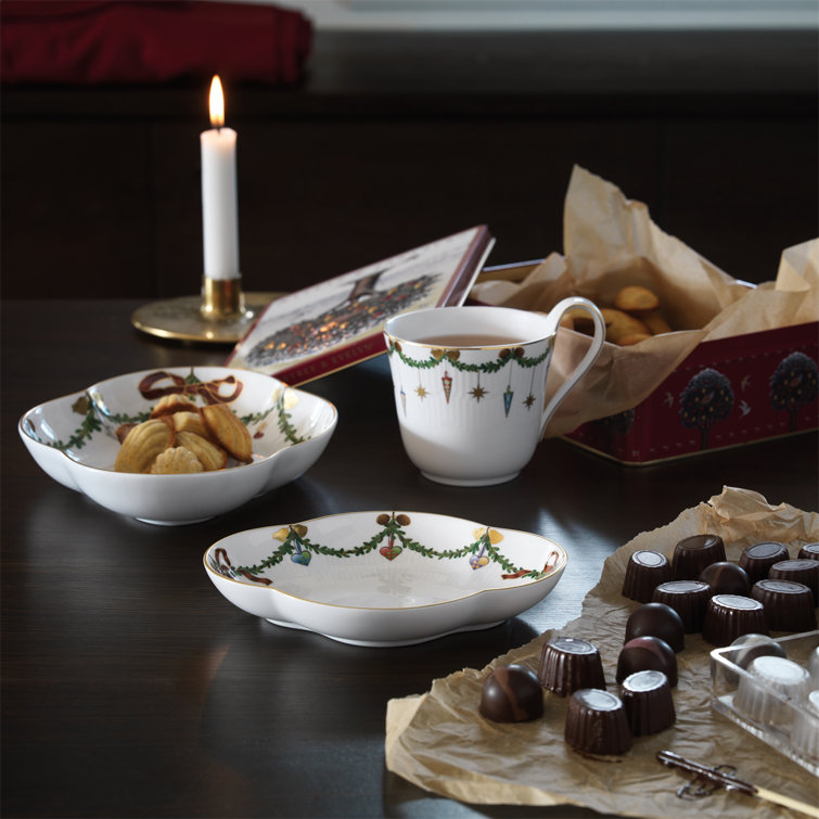 Festive Star Fluted Ceramic Christmas Mug with High Handle