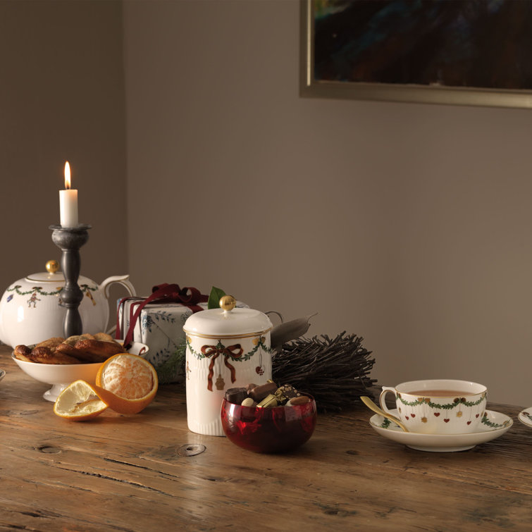 Star Fluted Christmas Hand-Painted Porcelain Dessert Plate