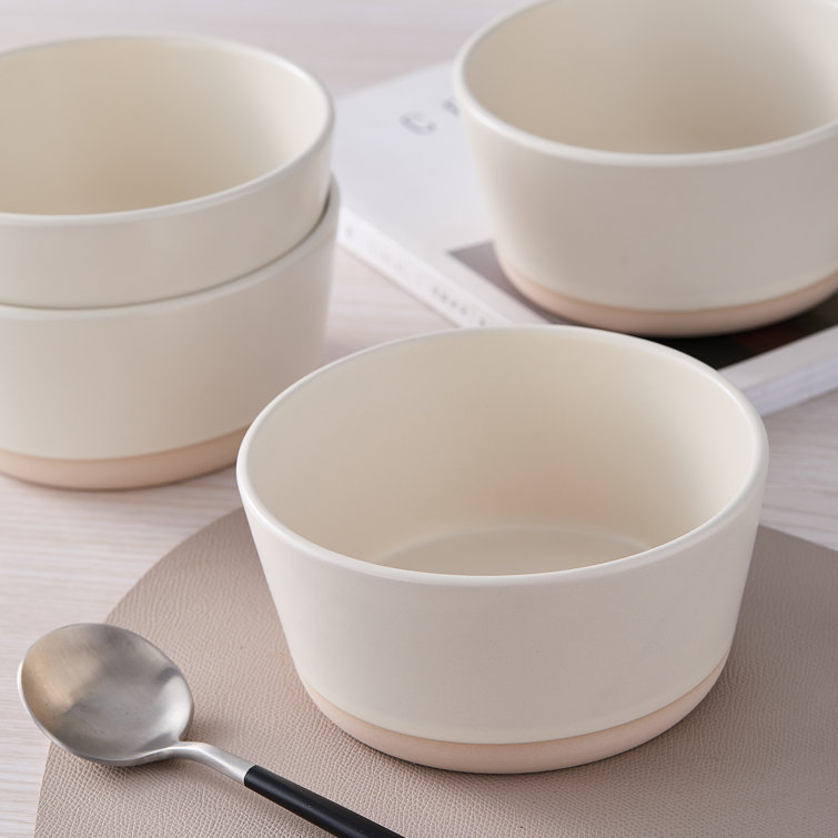 White Ceramic 16-Piece Dinnerware Set, Service for 4