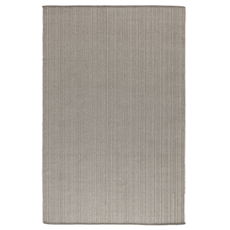 Charlevoix Light Grey Flatweave Synthetic Rug 5' x 8'