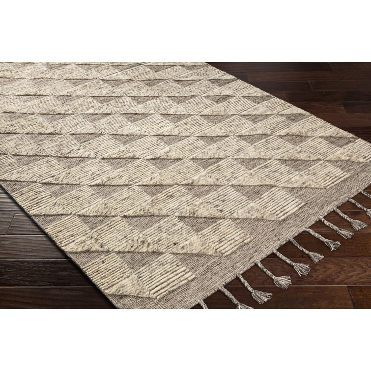 Ivory Hand-Knotted Wool 4' x 6' Area Rug