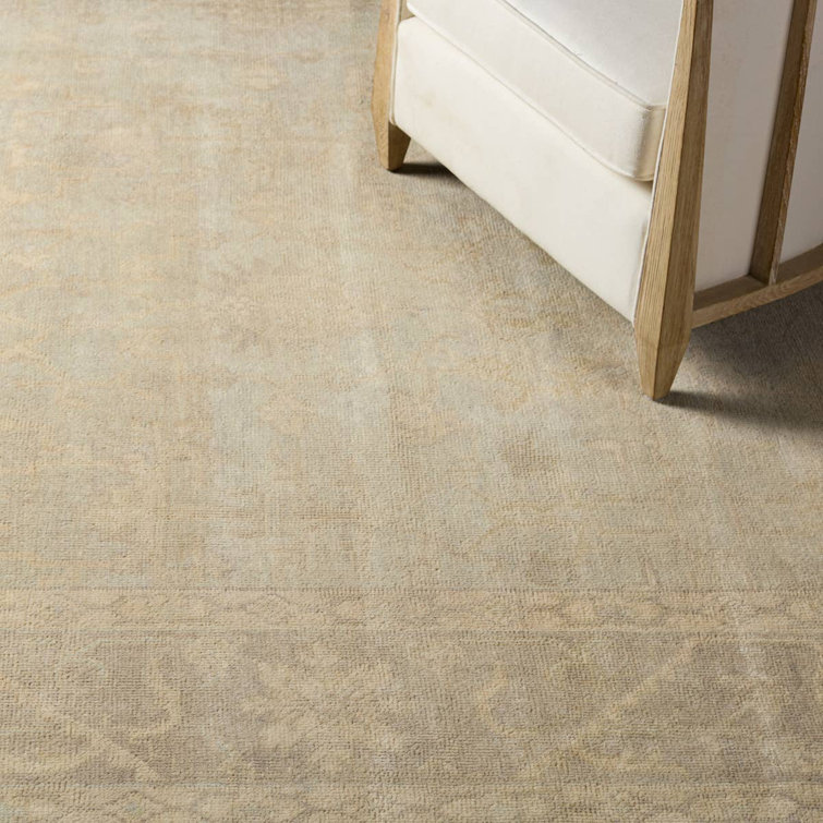 Gray Hand-Knotted Wool 10' x 14' Rectangular Area Rug