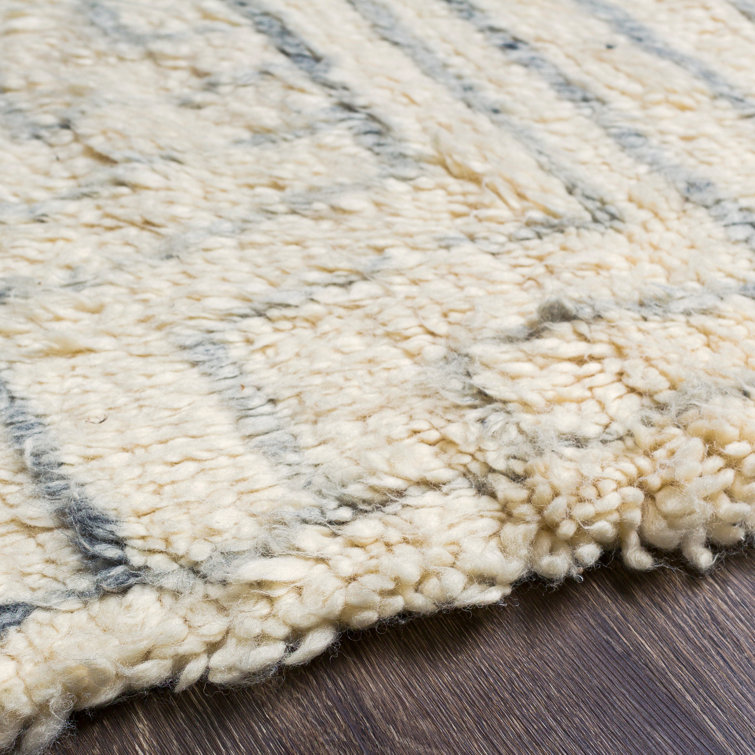 Risa Hand-Knotted Geometric Gray Wool 8'10" x 12' Area Rug