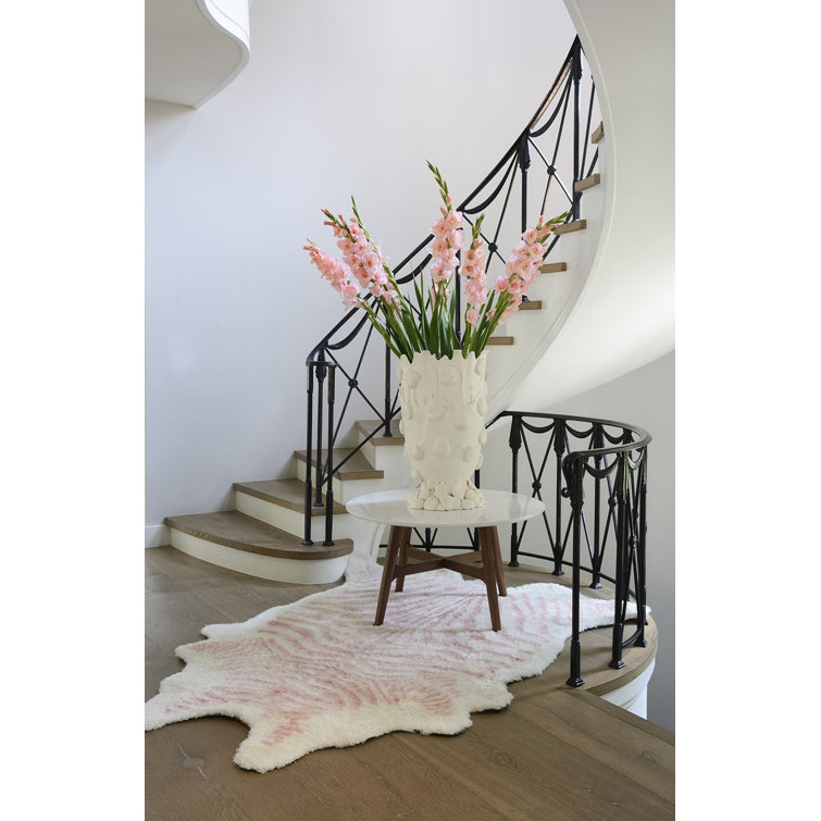 Handmade Pink and White Zebra Stripe Tufted Area Rug 7'6" x 9'6"