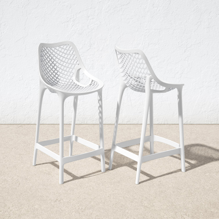 White Plastic Outdoor Bar Stools with Diamond Design, Set of 2