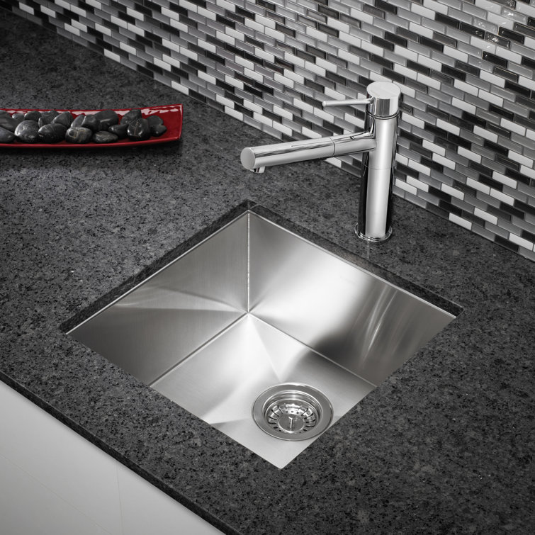 Quatrus 17'' Stainless Steel Undermount Bar Sink
