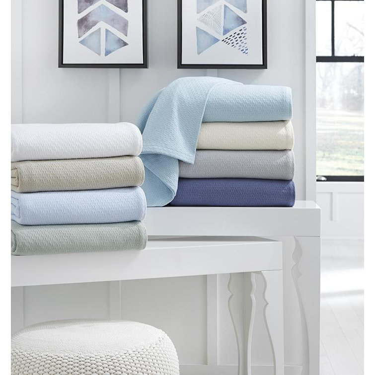 Corino Marine-Inspired White Cotton Full/Queen Blanket