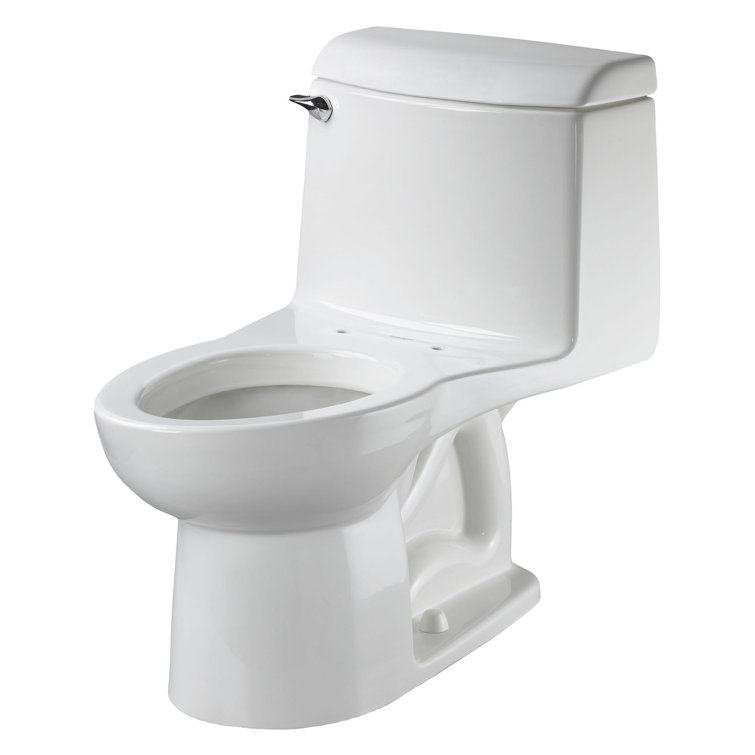 Champion 4 White Vitreous China Elongated Two-Piece Toilet