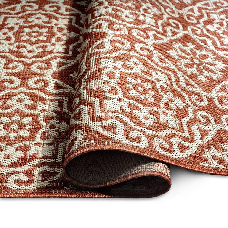 Terracotta Ivory Geometric Medallion Indoor/Outdoor Area Rug 6' x 9'
