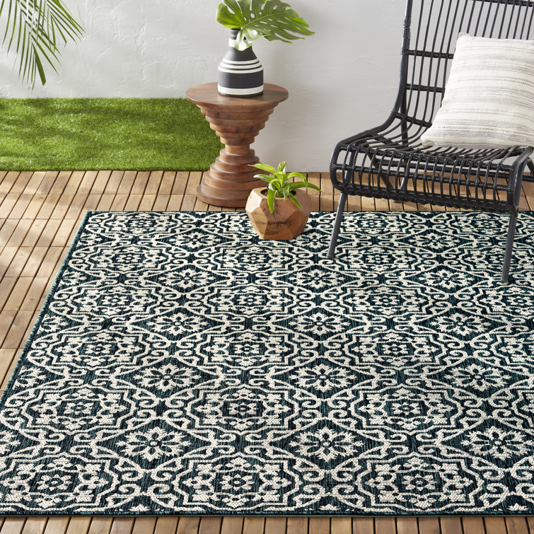 Navy Blue and Ivory Geometric Synthetic 8' x 10' Area Rug
