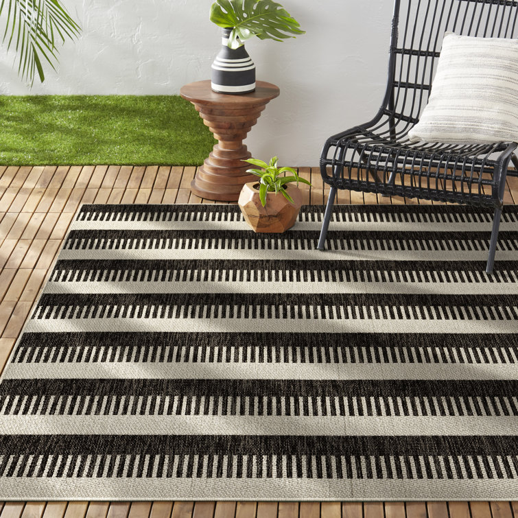Charlotte Modern Black and Grey Striped Synthetic Indoor/Outdoor Rug