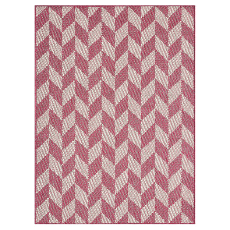 Red and Ivory Geometric 6' x 9' Reversible Indoor/Outdoor Rug