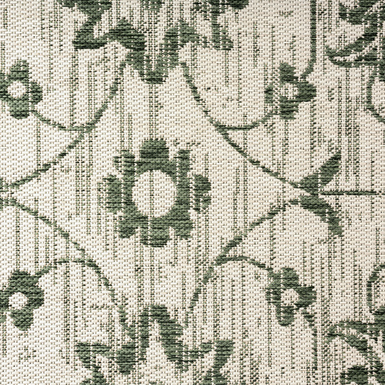 Nicole Miller Light Green and Ivory Floral Indoor/Outdoor Area Rug