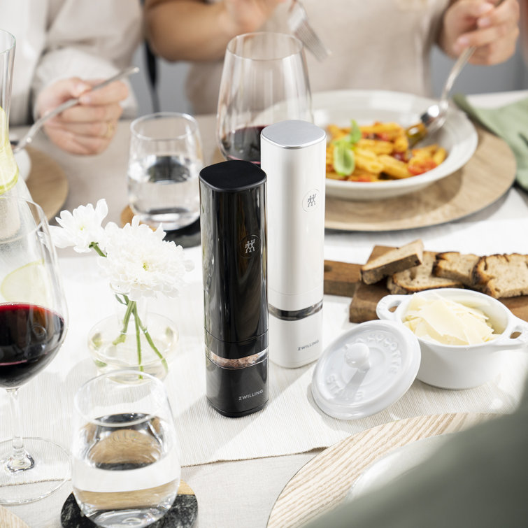 White Electric Salt and Pepper Mill with Ceramic Grinder