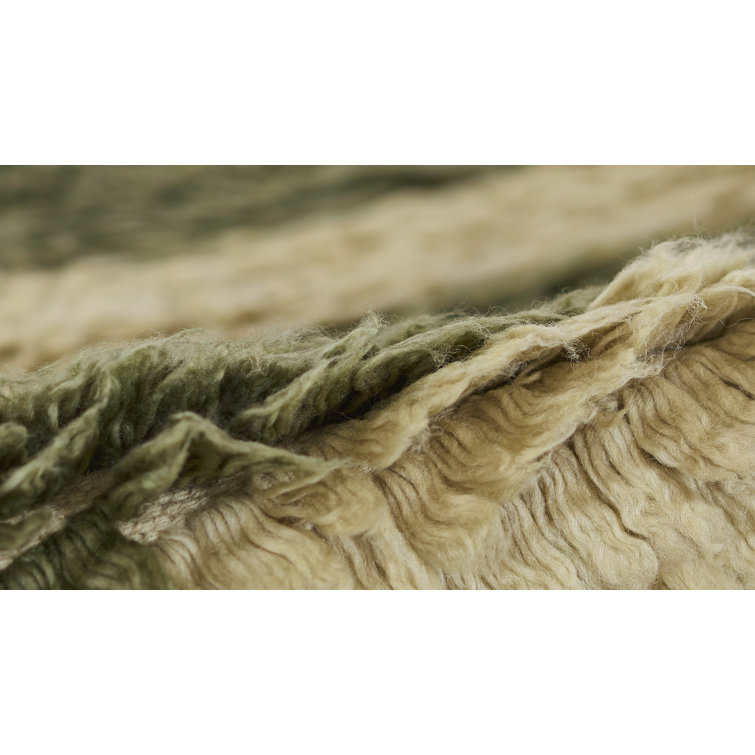 Green and Beige Handwoven Wool Geometric Rug, 5 ft x 8 ft