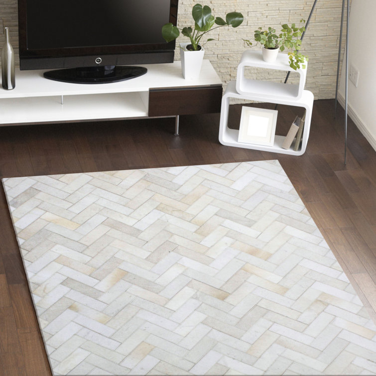 Handmade Cream Cowhide Rectangular 10' x 14' Area Rug