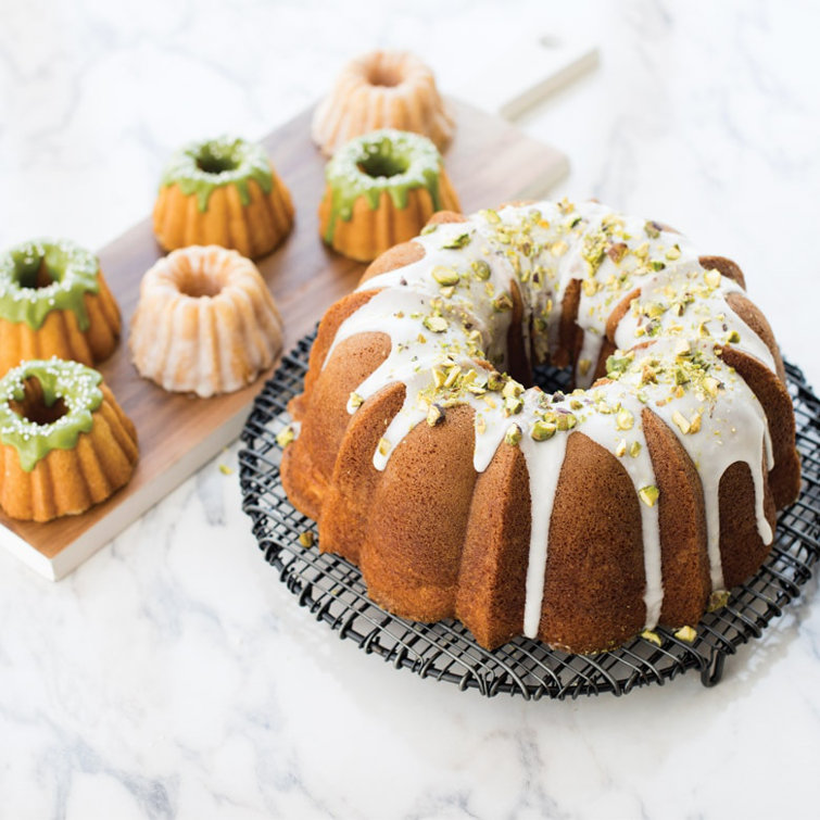 Gray Non-stick Aluminum 12-Cup Bundt Pan with Handles