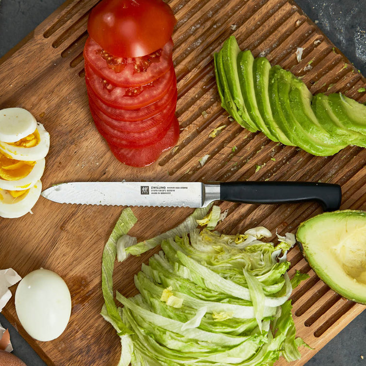 ZWILLING J.A. Henckels ZWILLING Four Star 5-inch Serrated Utility Knife