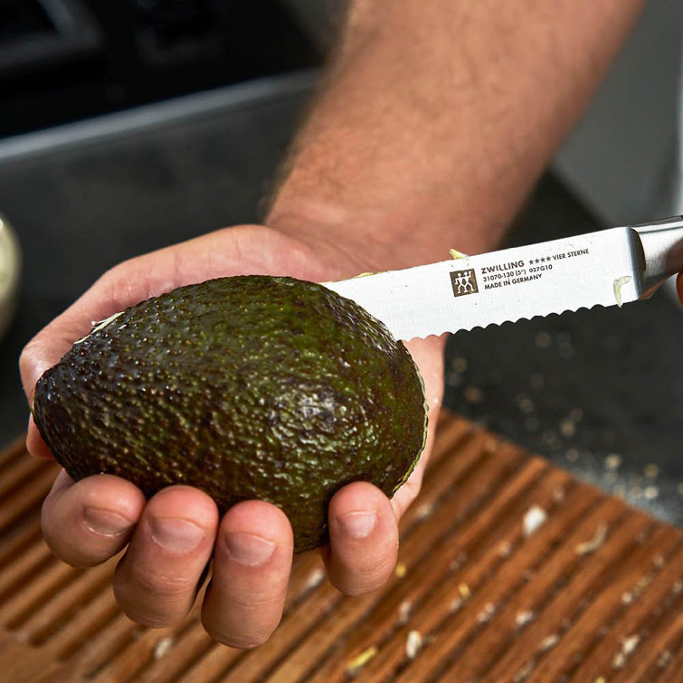 ZWILLING J.A. Henckels ZWILLING Four Star 5-inch Serrated Utility Knife