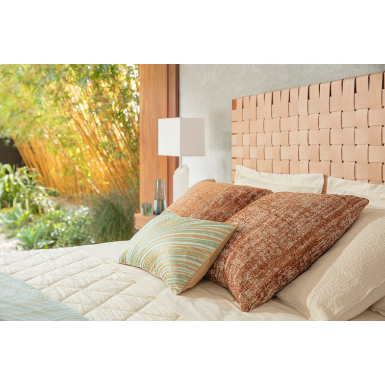 King White Organic Cotton Diamond-Stitched Comforter