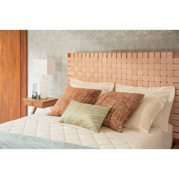 King White Organic Cotton Diamond-Stitched Comforter
