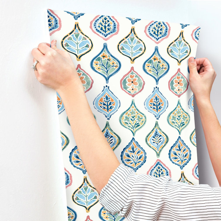 White Multicolor Moroccan Ogee Floral Wallpaper Roll