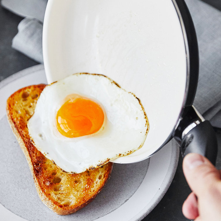 Black 10-Inch Aluminum Nonstick Ceramic Frying Pan
