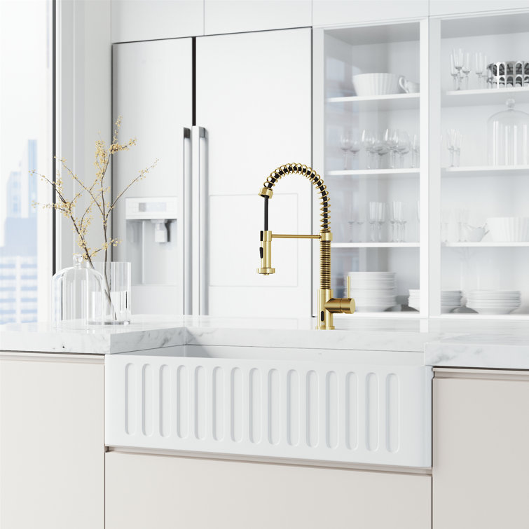 Matte Brushed Gold Touchless Pull-Down Kitchen Faucet
