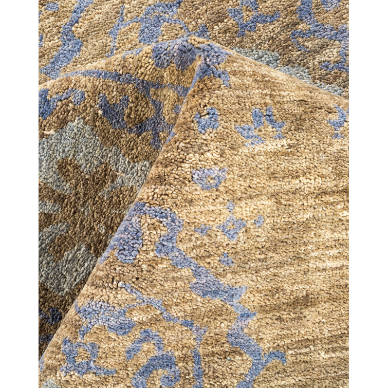 Hand-Knotted Gray Wool Geometric Square Area Rug