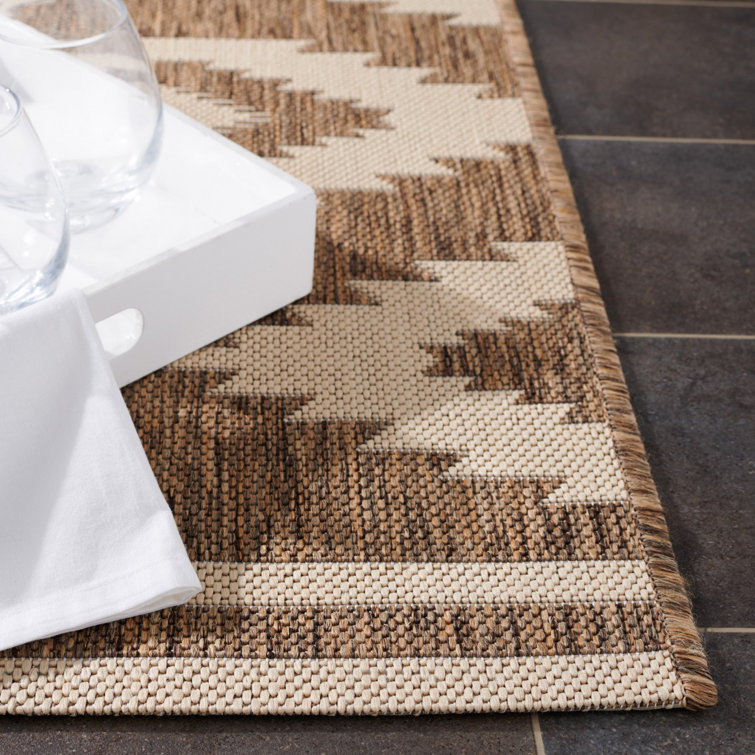 Cream and Beige Southwestern Indoor/Outdoor Runner Rug 2' x 8'