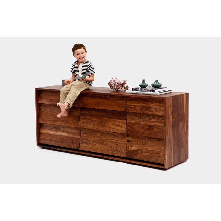 Oliver Large 9-Drawer Horizontal Dresser in Solid Walnut