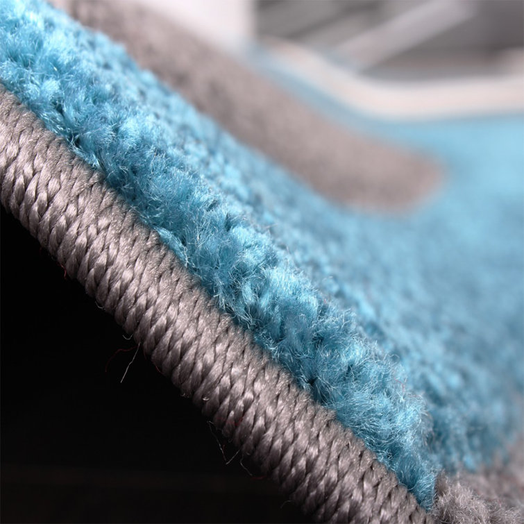 Grey-Blue Geometric 5' x 7' Stain-Resistant Synthetic Rug