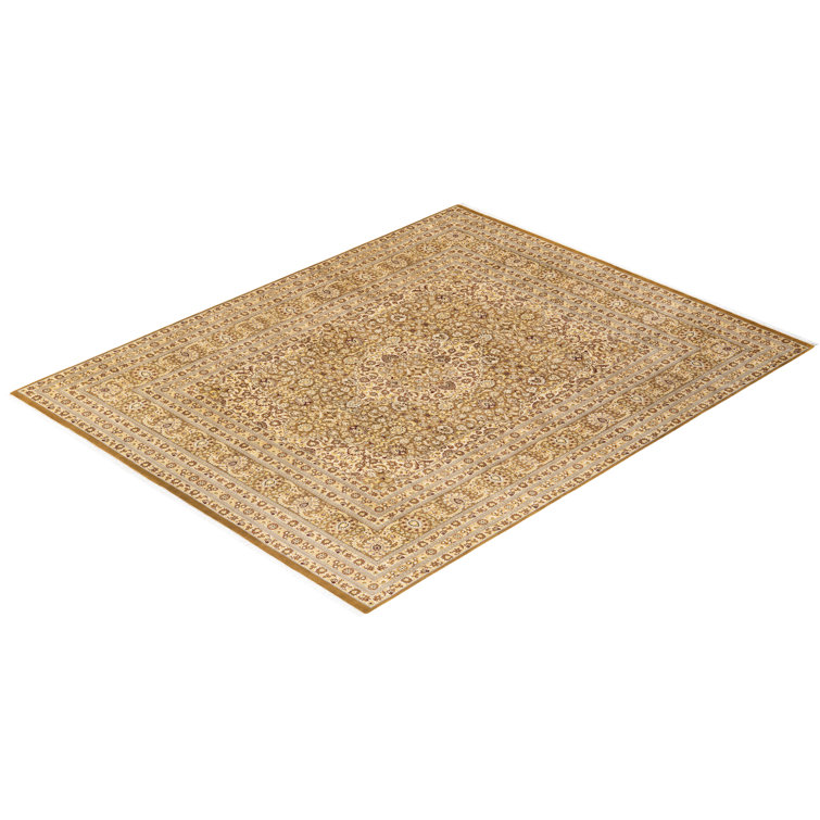 Ivory and Green Hand-Knotted Wool 8' x 10' Traditional Rug