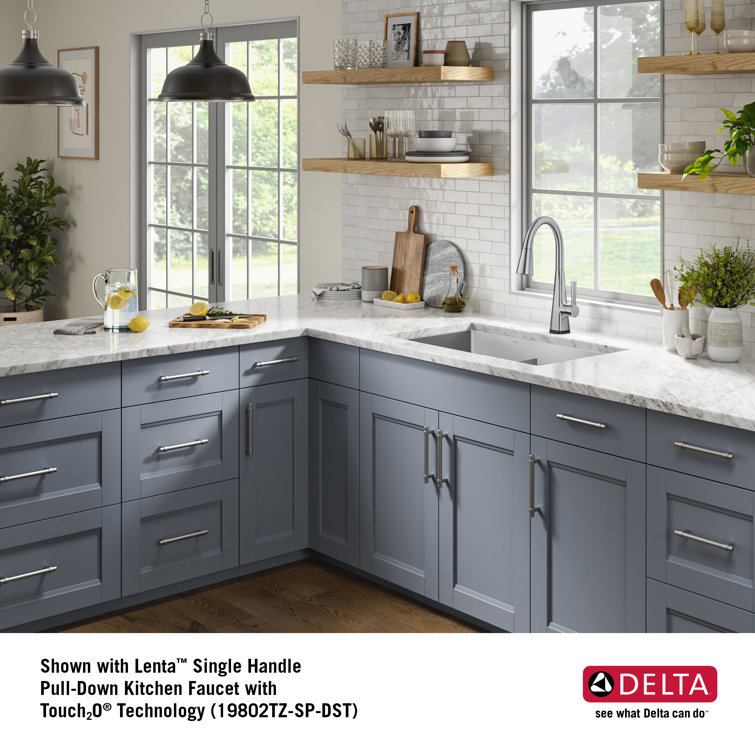 Delta Lenta 32" Satin Stainless Steel Double Bowl Undermount Kitchen Sink