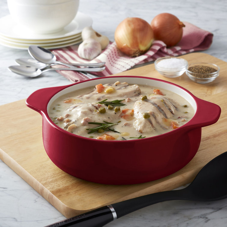 Red 2-Quart Vitrified Stoneware Round Casserole Baker