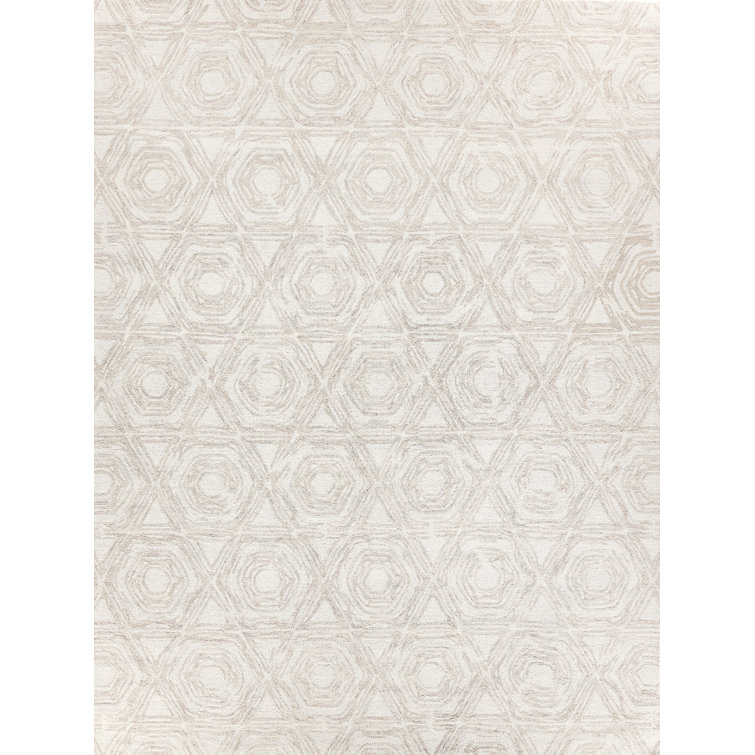 Ivory Geometric Tufted Wool and Cotton 5' x 8' Area Rug