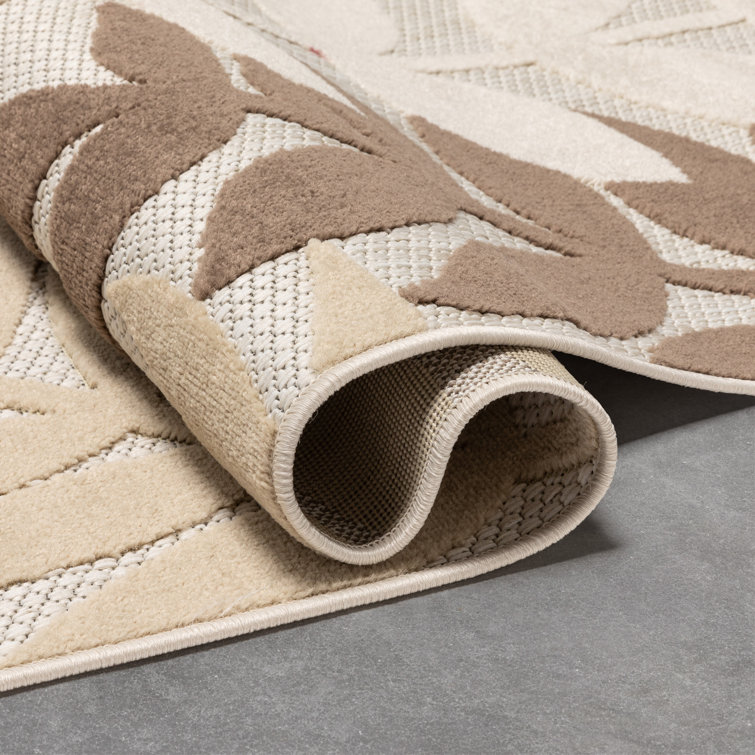 Ivory Floral Elegance 5' x 7' Reversible Flat Woven Area Rug