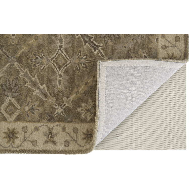 Hand-Tufted Green and Beige Wool 8' x 11' Area Rug
