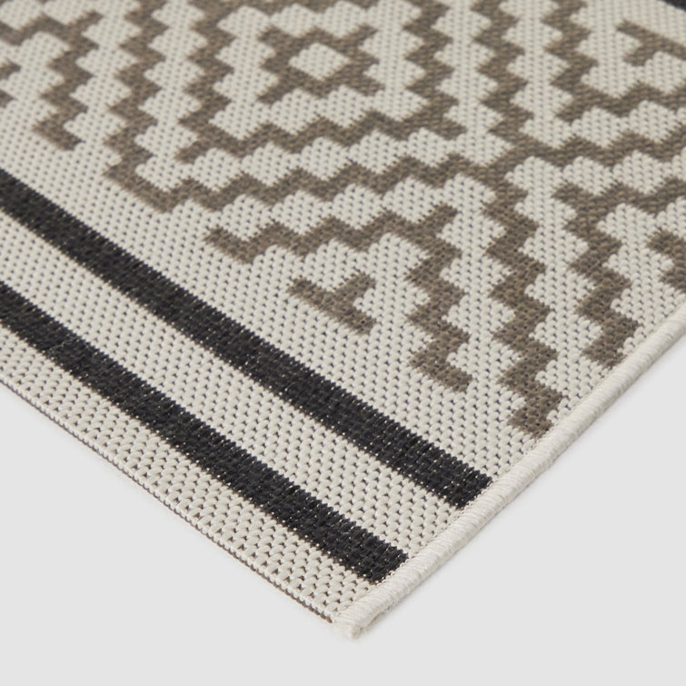 Alain Easy-Care Braided Tan Synthetic Area Rug - 8' x 10'