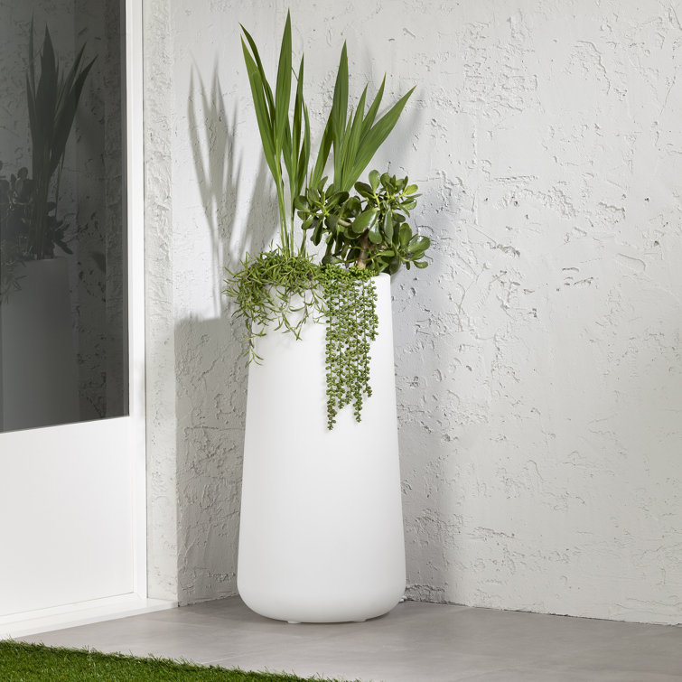 Dalya White Large Scandinavian Outdoor/Indoor Pot Planter