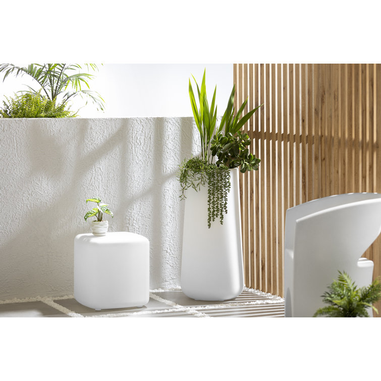 Dalya White Large Scandinavian Outdoor/Indoor Pot Planter