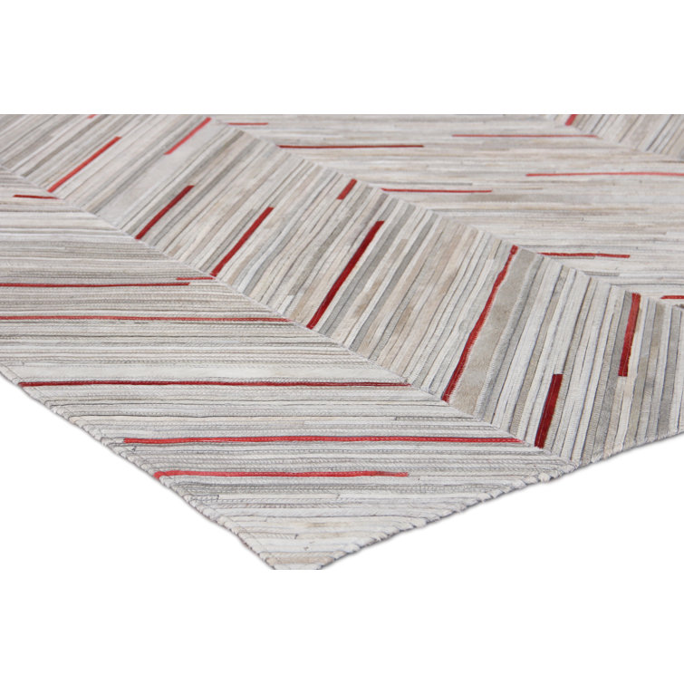 Handmade Ivory and Red Cowhide Chevron Rectangular Area Rug