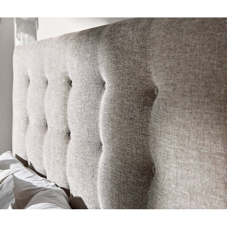 Transitional Gray Linen Upholstered California King Bed with Tufted Headboard