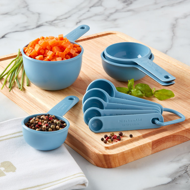 Blue Plastic 9-Piece Measuring Cup and Spoon Set