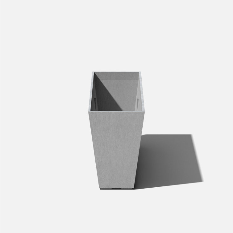 Gray 31" Recycled Plastic Indoor/Outdoor Planter Set