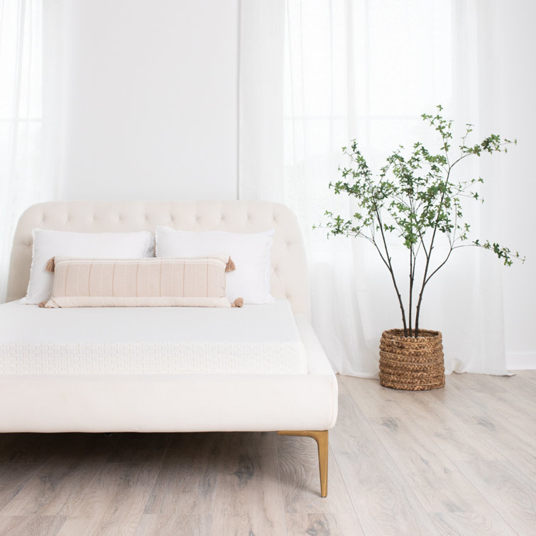 White 8-Inch Medium Firm Memory Foam Queen Mattress